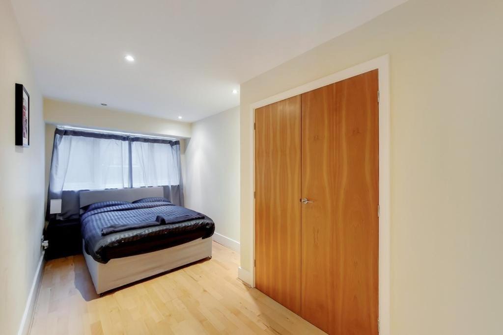 Apartment In The Heart Of Londra Esterno foto
