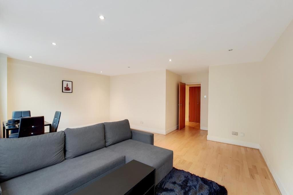 Apartment In The Heart Of Londra Esterno foto