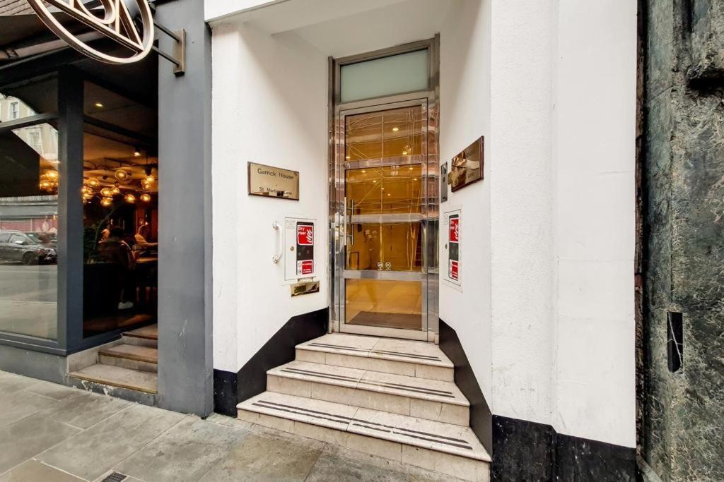 Apartment In The Heart Of Londra Esterno foto
